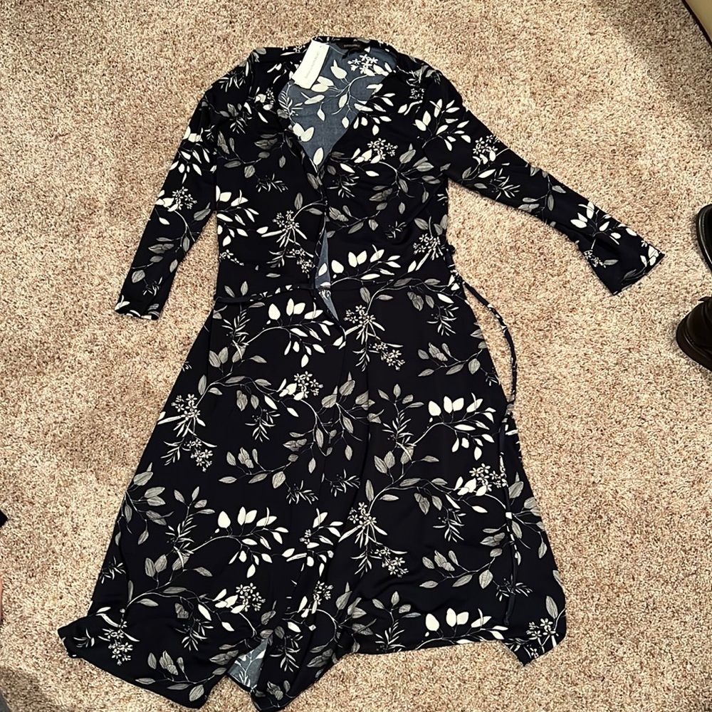 Navy floral midi dress